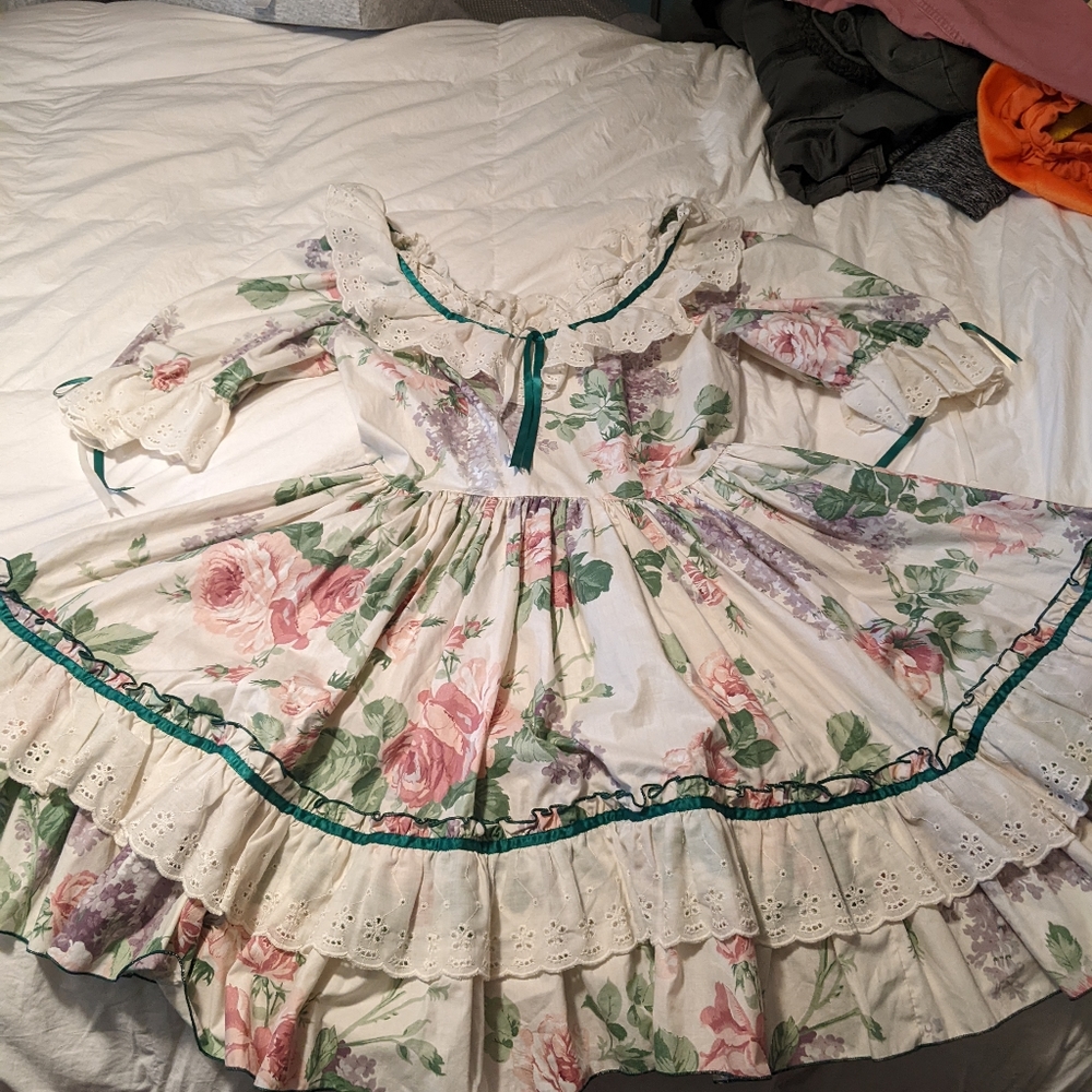 Square dancing dress